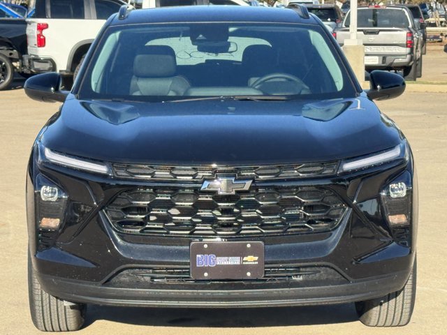 2026 Chevrolet Trax LT - Photo 8