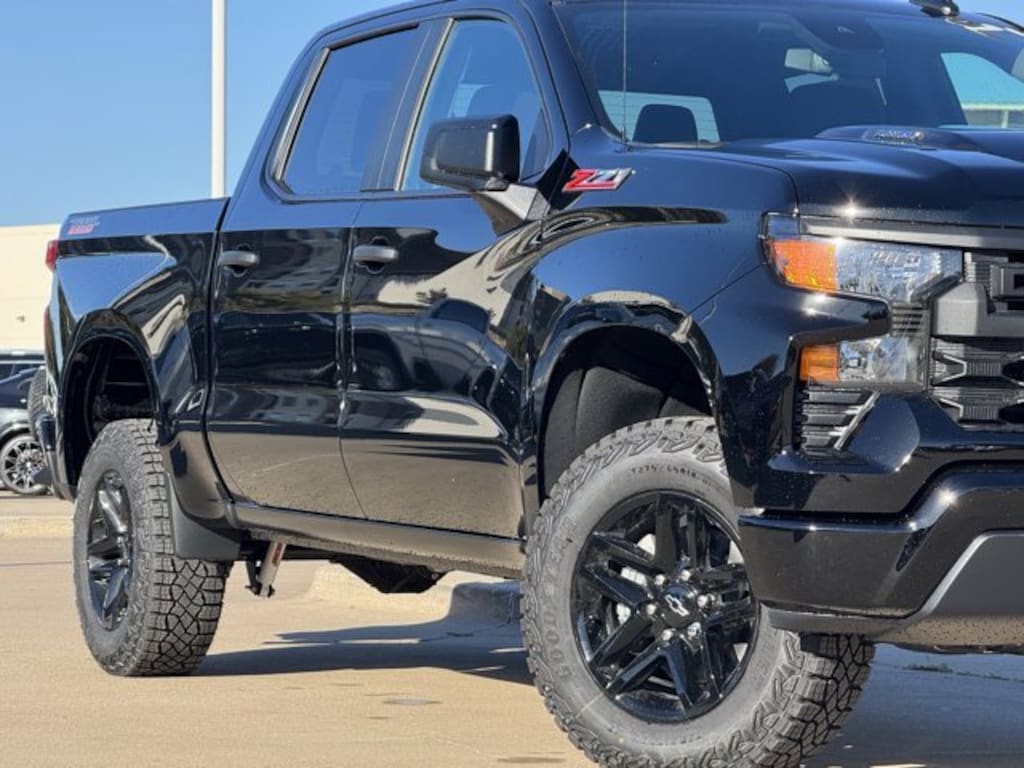 New 2026 Chevrolet Silverado 1500 Custom Trail Boss Truck Crew Cab