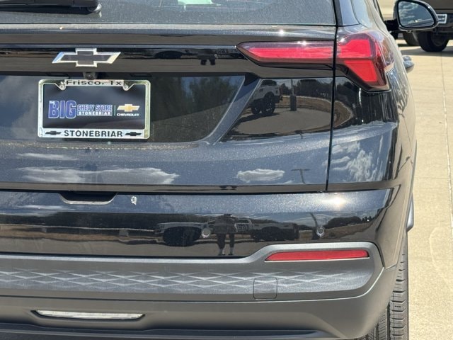 2027 Chevrolet Bolt LT - Photo 7