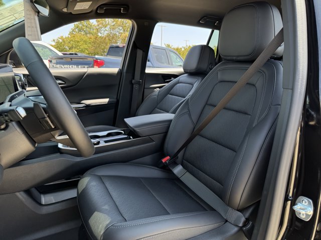 2027 Chevrolet Equinox LT - Photo 20