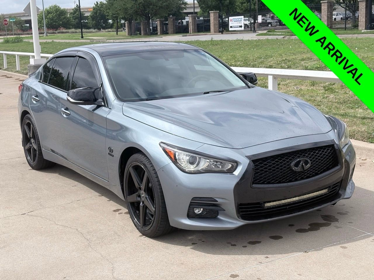2015 INFINITI Q50 Base
