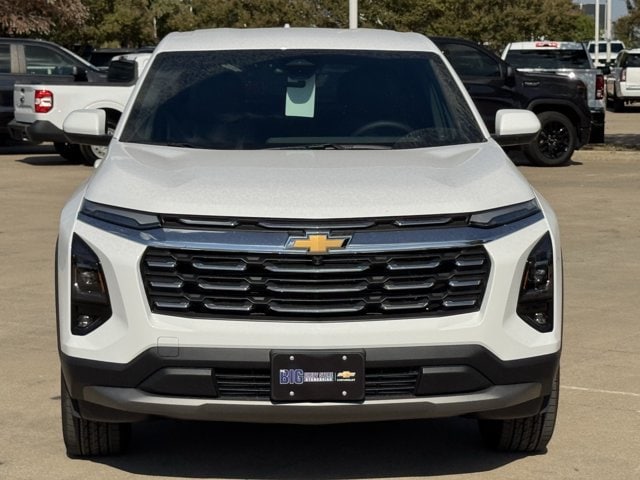 2027 Chevrolet Equinox LT - Photo 8