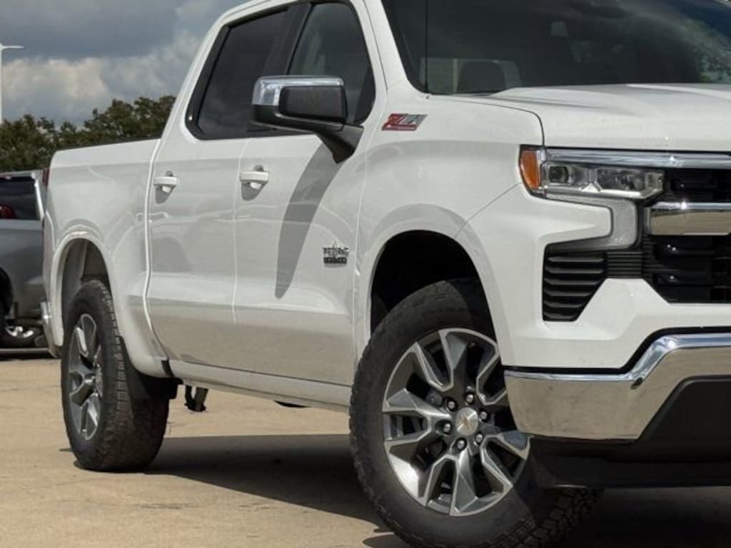 New 2026 Chevrolet Silverado 1500 LT Truck Crew Cab