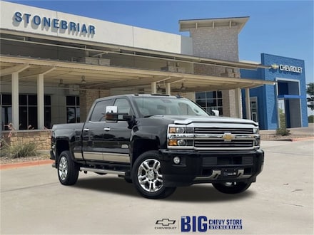 2016 Chevrolet Silverado 2500 HD High Country Truck Crew Cab