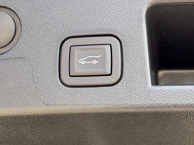 2027 Chevrolet Equinox LT - Photo 27