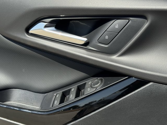 2027 Chevrolet Equinox LT - Photo 18