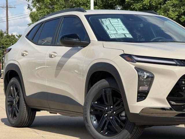 2026 Chevrolet Trax Activ - Photo 3