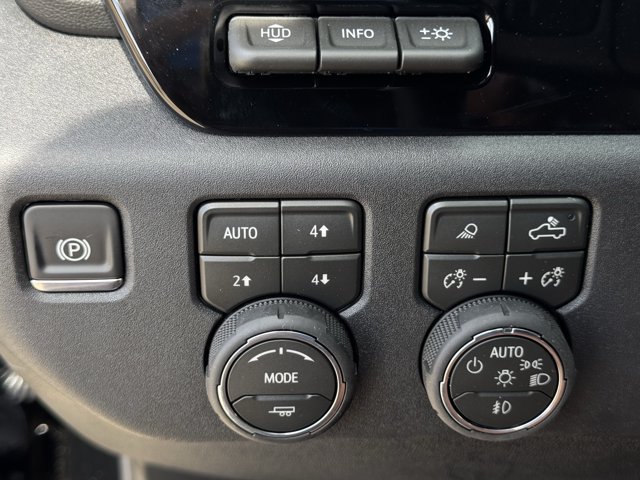 2026 Chevrolet Silverado 2500 HD ZR2 - Photo 18