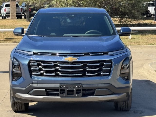 2027 Chevrolet Equinox LT - Photo 8