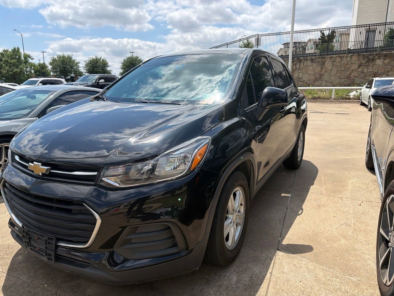 2020 Chevrolet Trax LS's photo