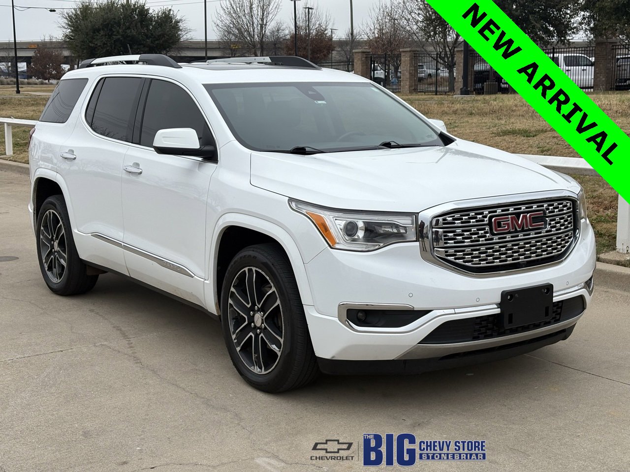 2019 GMC Acadia Denali's photo