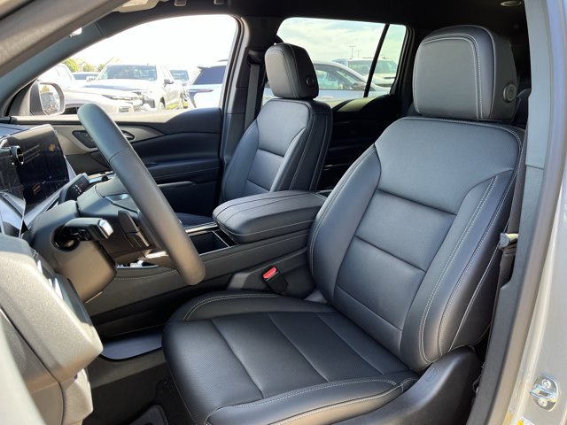 2027 Chevrolet Traverse LT - Photo 22