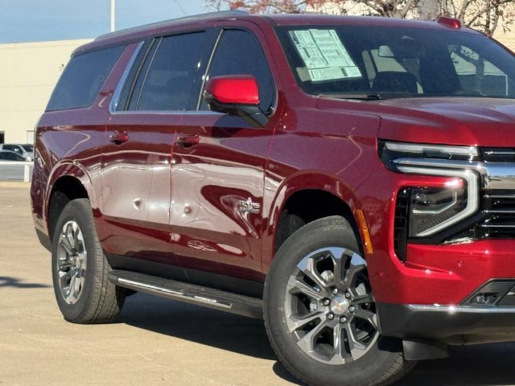 New 2026 Chevrolet Suburban LT SUV