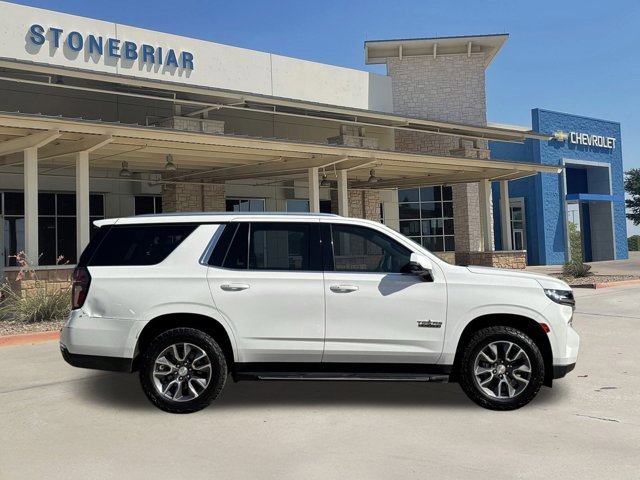 2021 Chevrolet Tahoe LT photo 3