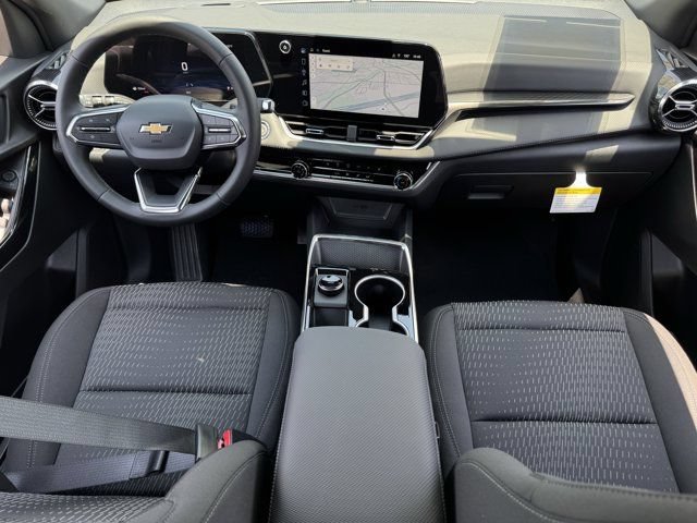 2027 Chevrolet Equinox LT - Photo 10