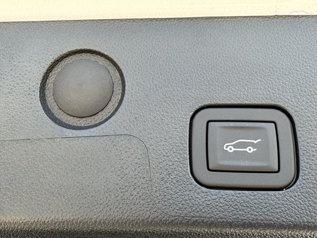 2027 Chevrolet Equinox LT - Photo 26