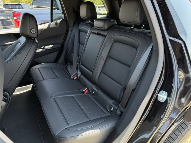 2027 Chevrolet Equinox LT - Photo 22