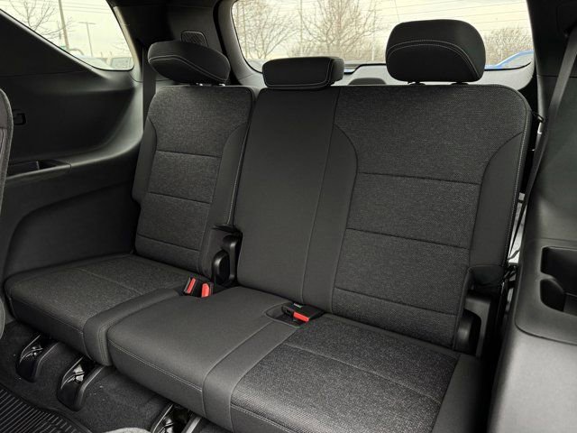 2025 Chevrolet Traverse LT - Photo 24