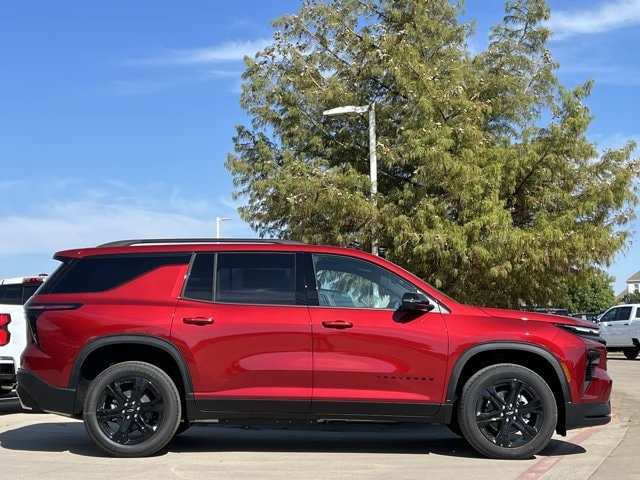 2027 Chevrolet Traverse LT - Photo 3