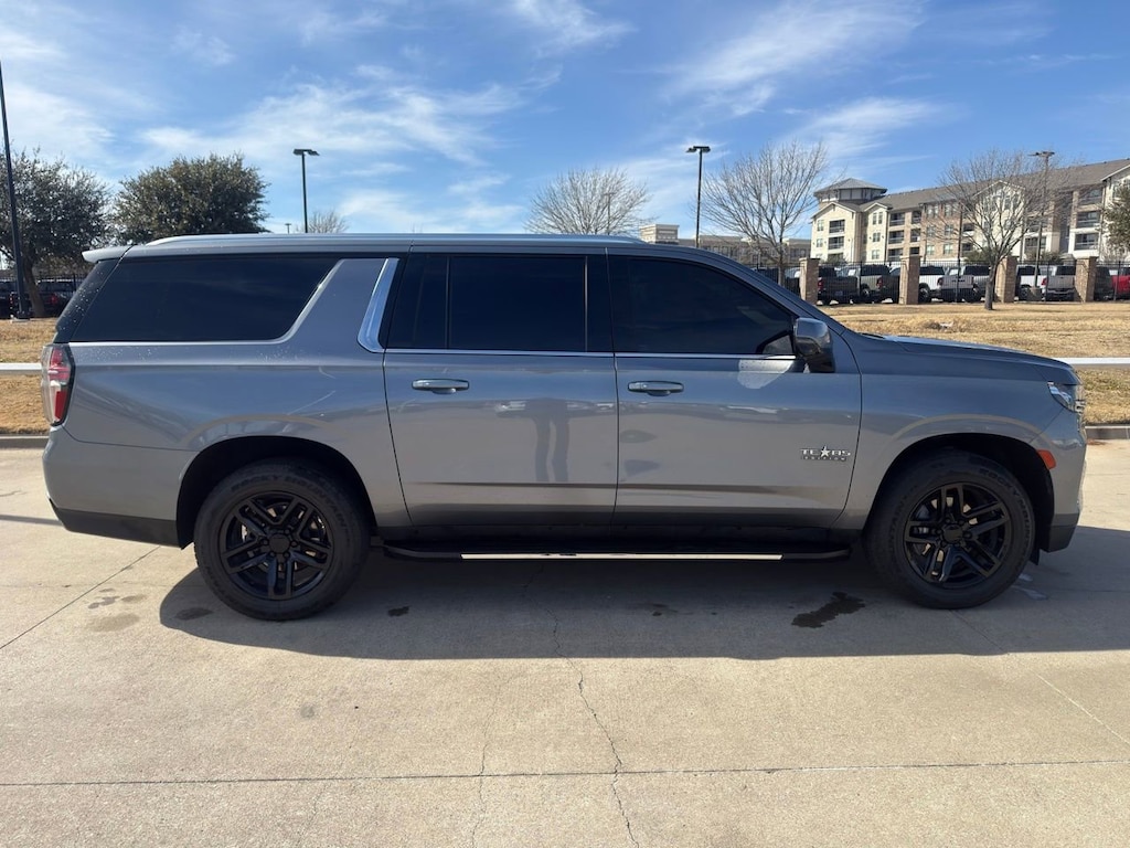 Used 2022 Chevrolet Suburban LT SUV