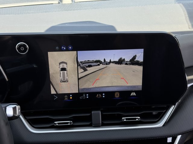 2027 Chevrolet Equinox LT - Photo 14