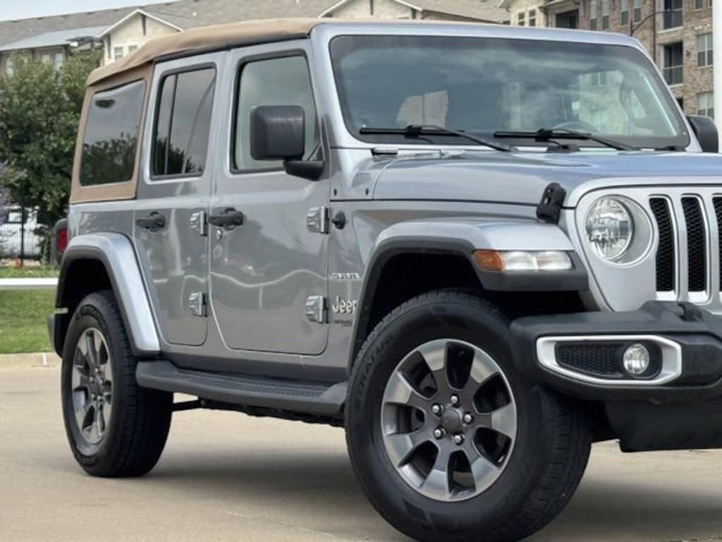 Used 2018 Jeep Wrangler Unlimited Sahara 4x4 SUV