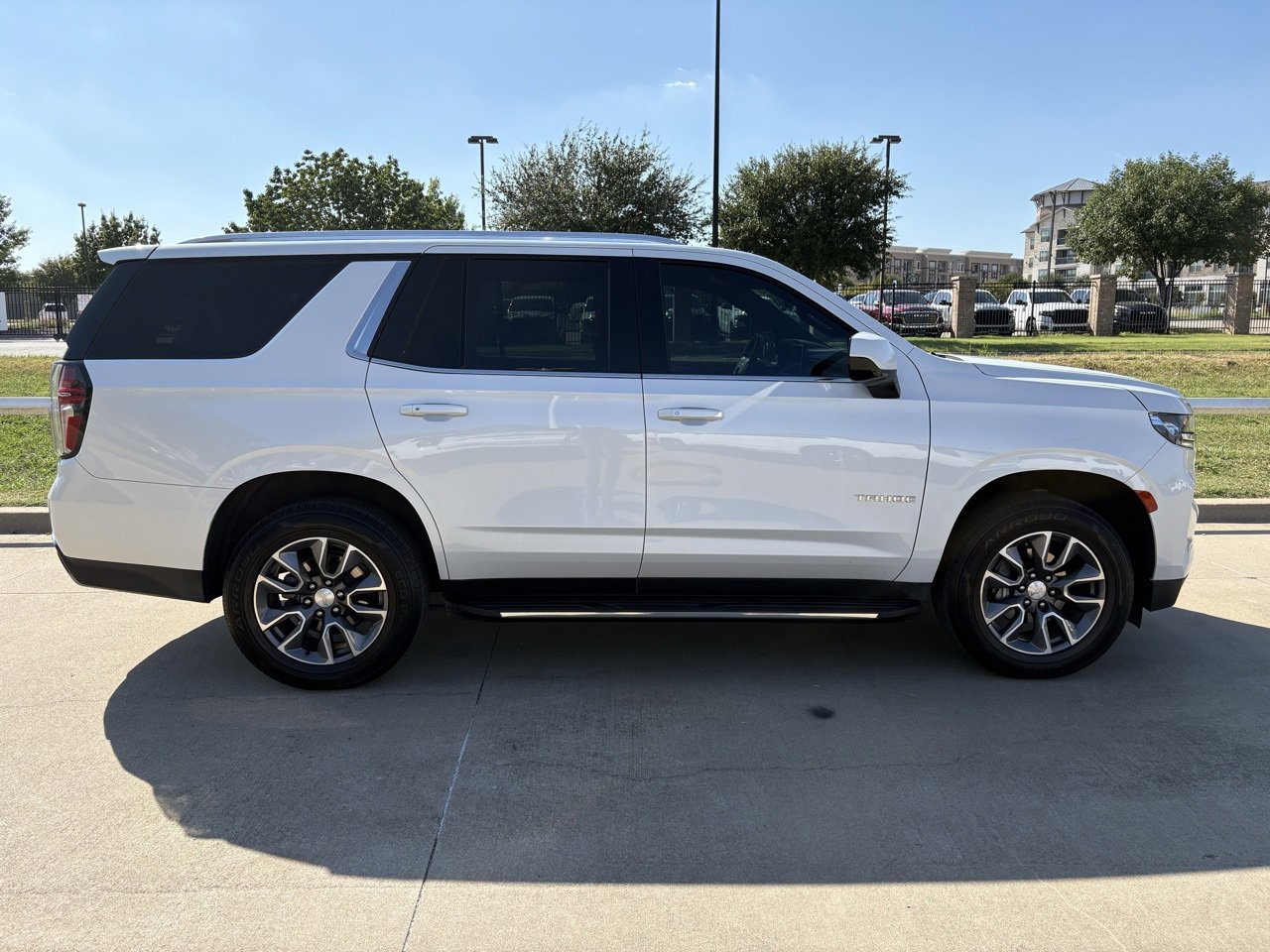 2022 Chevrolet Tahoe LT photo 3