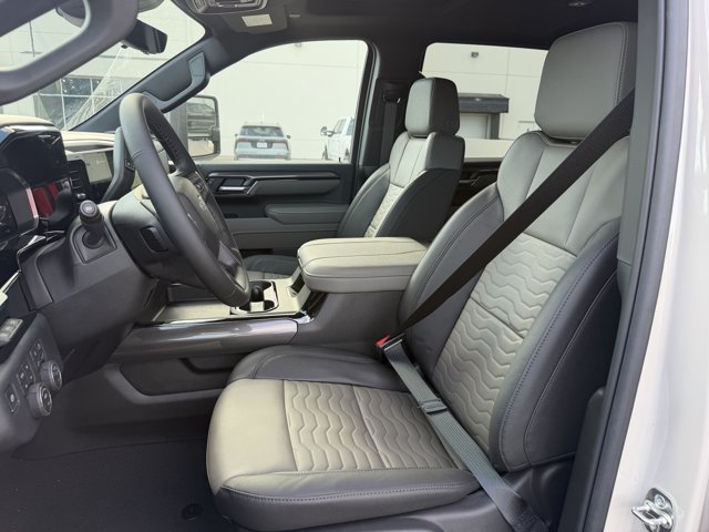 2026 Chevrolet Silverado 2500 HD ZR2 - Photo 23