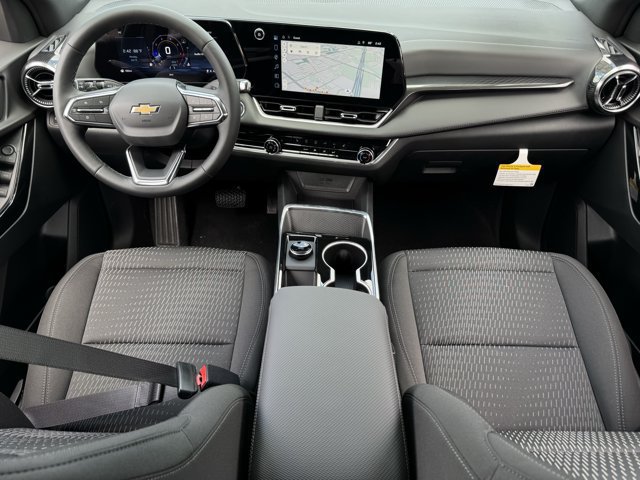 2027 Chevrolet Equinox LT - Photo 10