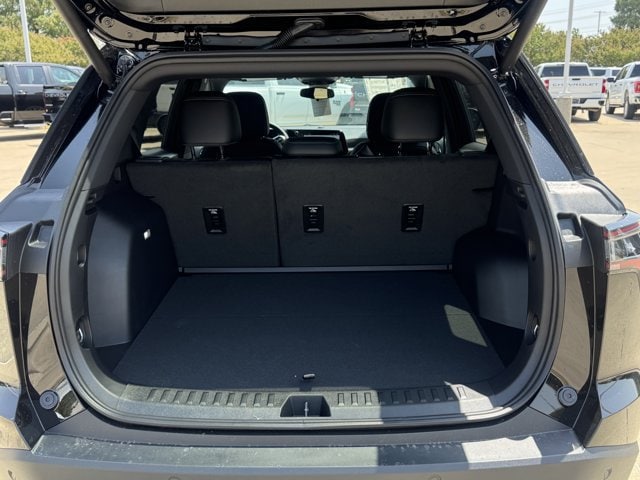 2027 Chevrolet Equinox LT - Photo 25