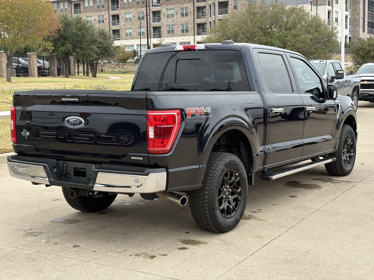 2022 Ford F-150 XL photo 4