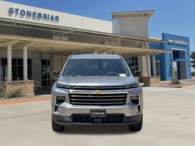 2027 Chevrolet Traverse LT - Photo 8
