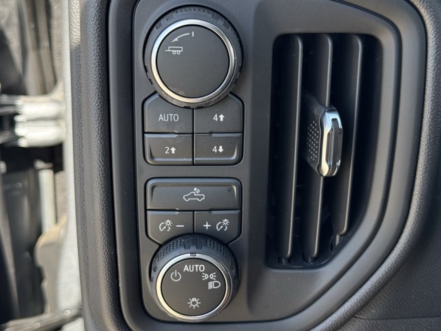 2026 Chevrolet Silverado 1500 Custom Trail Boss - Photo 18