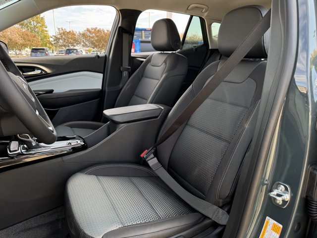 2026 Chevrolet Trax LT - Photo 21