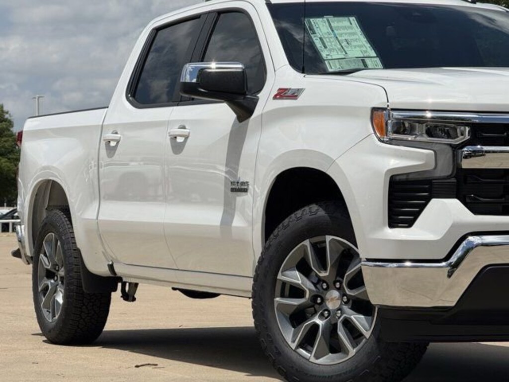 New 2026 Chevrolet Silverado 1500 LT Truck Crew Cab