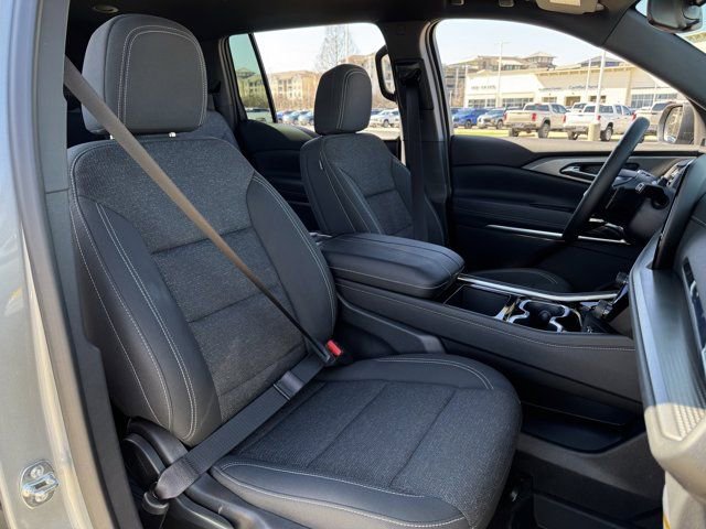 2025 Chevrolet Traverse LT - Photo 24