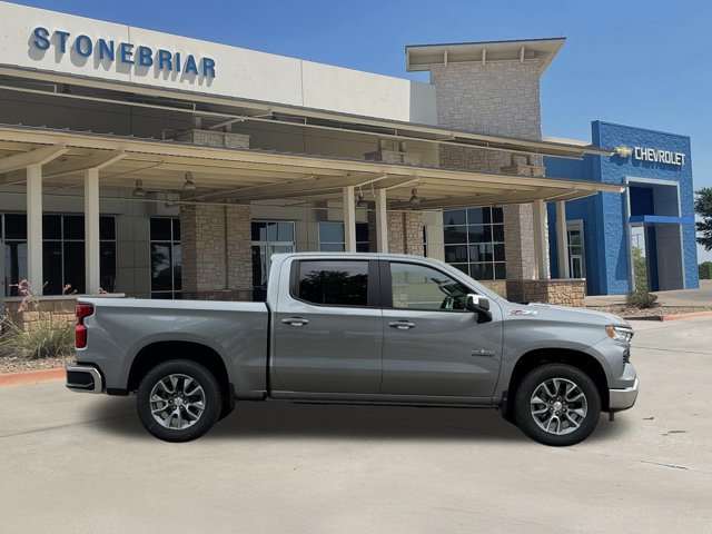2026 Chevrolet Silverado 1500 LT - Photo 3