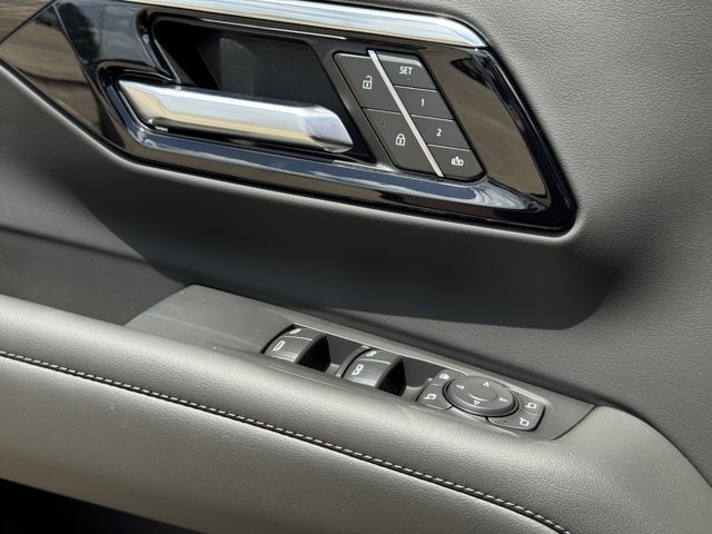 2026 Chevrolet Tahoe Z71 - Photo 19