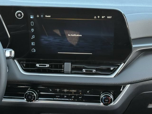 2027 Chevrolet Equinox LT - Photo 13
