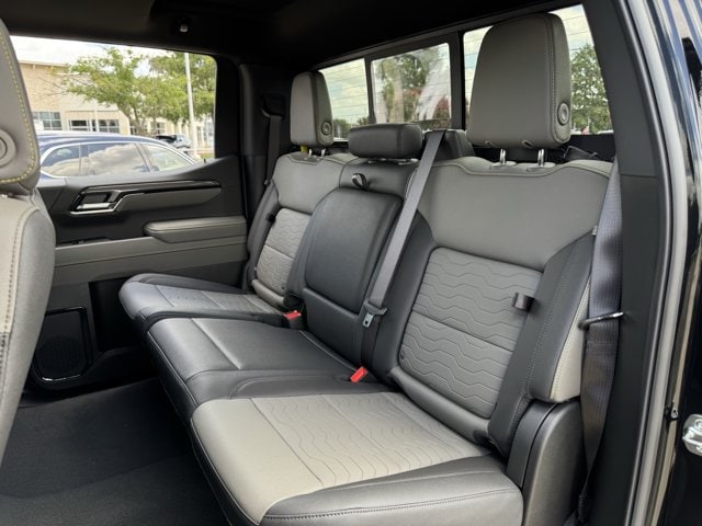 2026 Chevrolet Silverado 1500 ZR2 - Photo 24