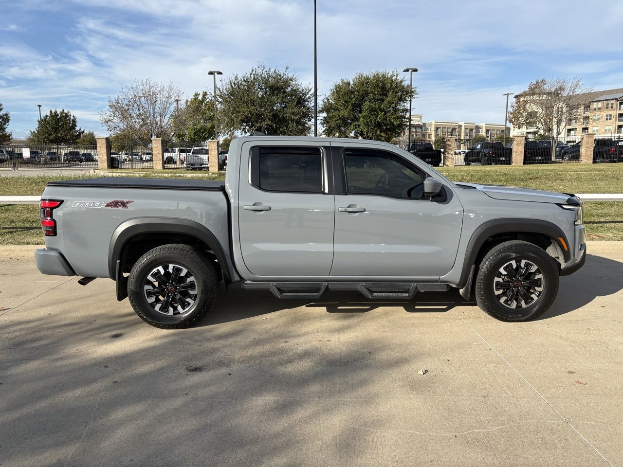 2023 Nissan Frontier PRO-4X photo 3