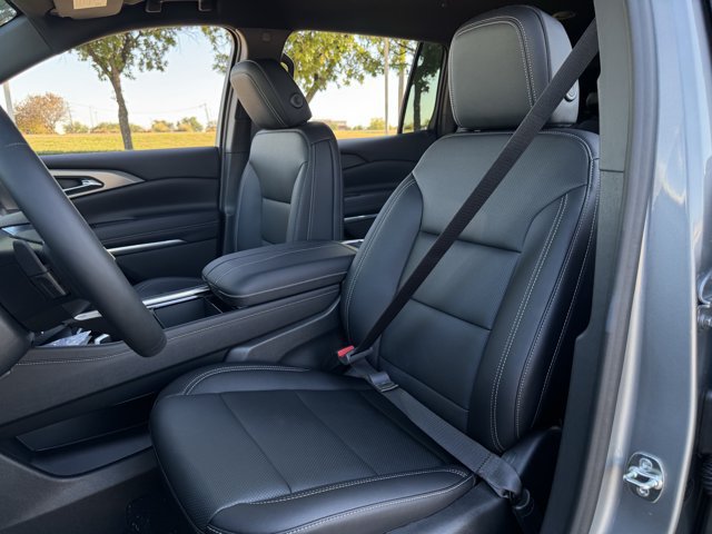 2027 Chevrolet Traverse LT - Photo 20