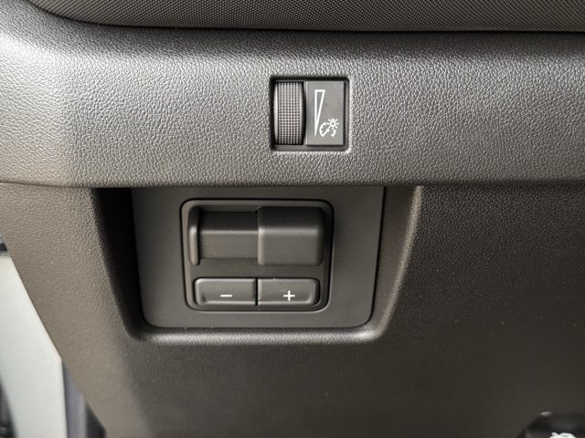 2026 Chevrolet Colorado Z71 - Photo 18