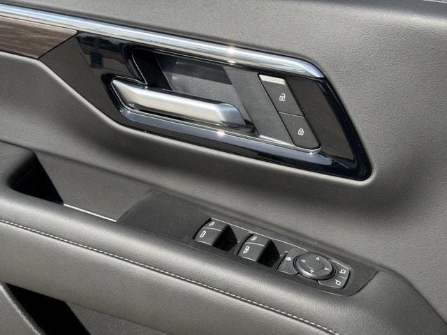 2026 Chevrolet Tahoe LS - Photo 19