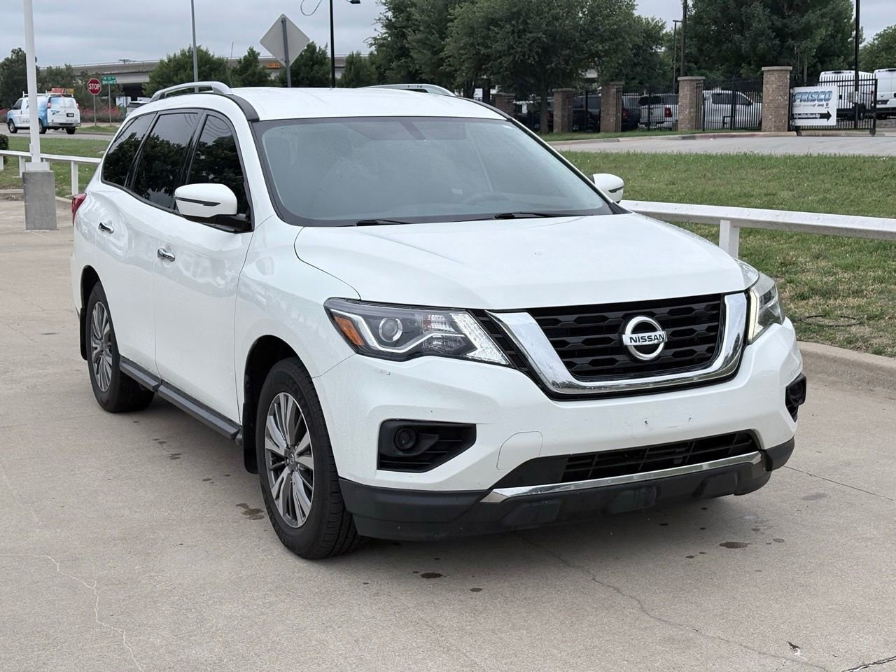 2018 Nissan Pathfinder