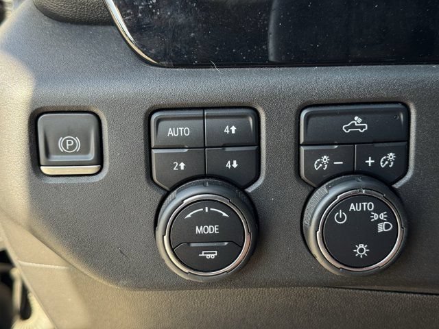 2022 Chevrolet Silverado 1500 LT - Photo 24