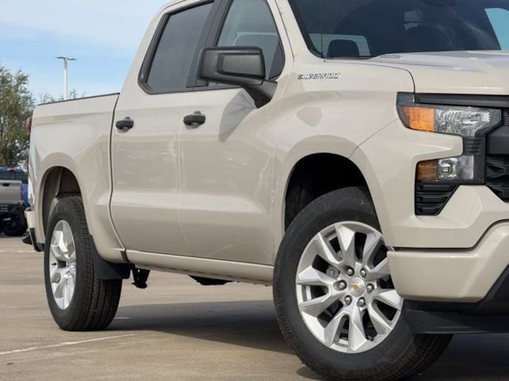 New 2026 Chevrolet Silverado 1500 Custom Truck Crew Cab