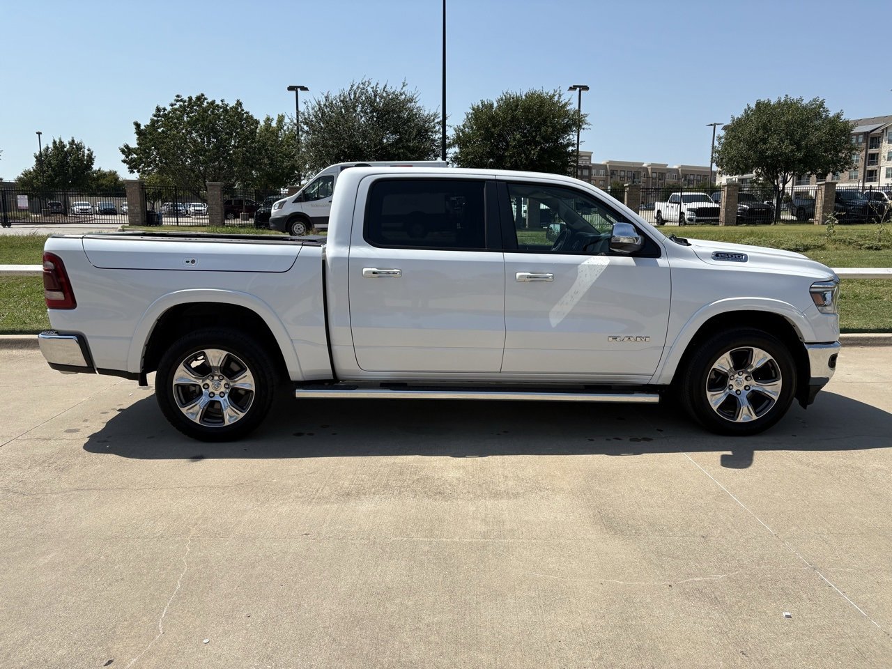 2021 Ram 1500 Laramie photo 3