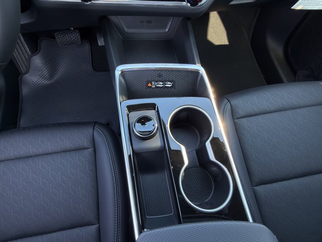 2027 Chevrolet Equinox LT - Photo 13