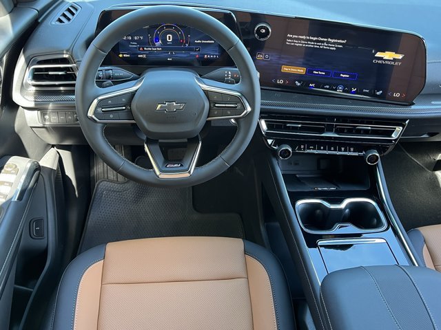 2027 Chevrolet Traverse Z71 - Photo 9